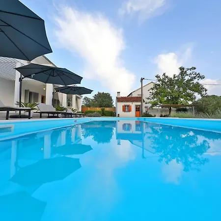 Grandma Mary's Vakantiehuis *