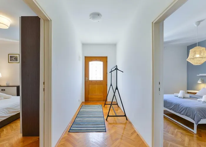 Grandma Mary's * Polaca